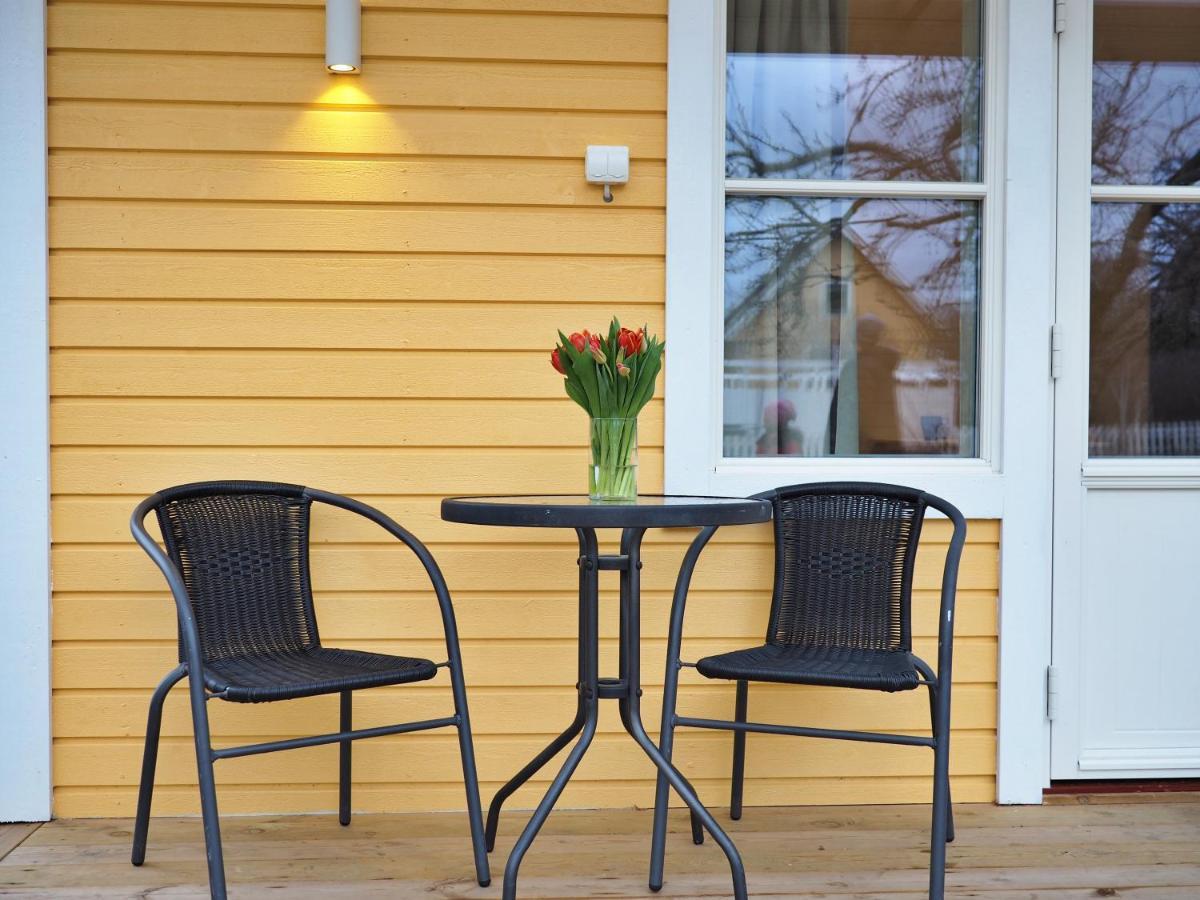 Kristina Attefall i Västerhaninge Exteriör bild